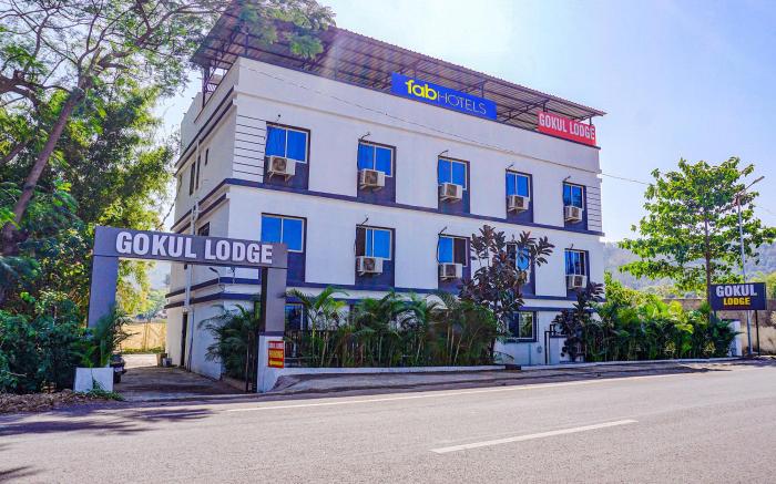 FabHotel Gokul Lodge