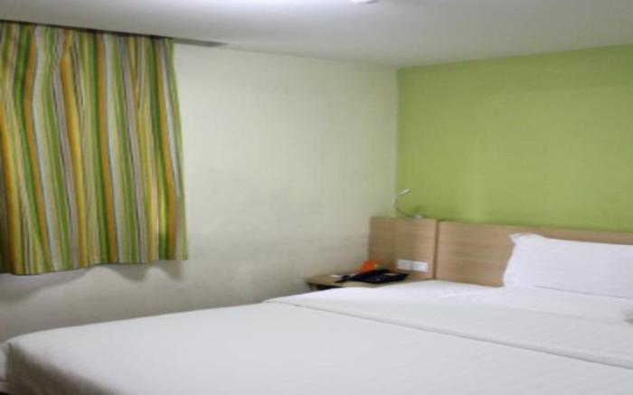 7 Days Inn Chenzhou Guiyang Ouyanghai Avenue