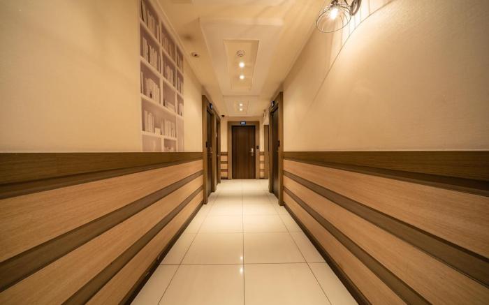 Guri Lexy Hotel