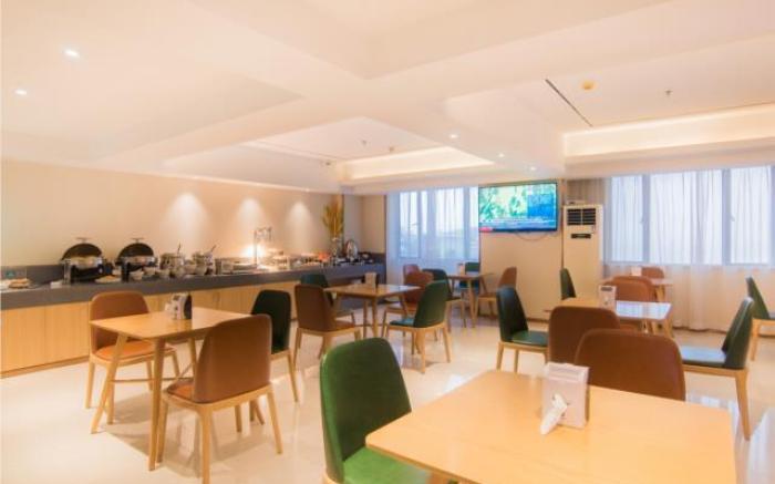 City Comfort Inn Liuzhou Wuxing Walking Street Zhonghuan Tower