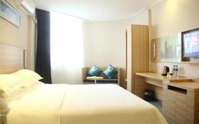City Comfort Inn Xianning Chongyang Taoxi Avenue