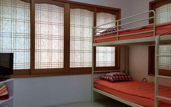 Captain Jeju Guesthouse