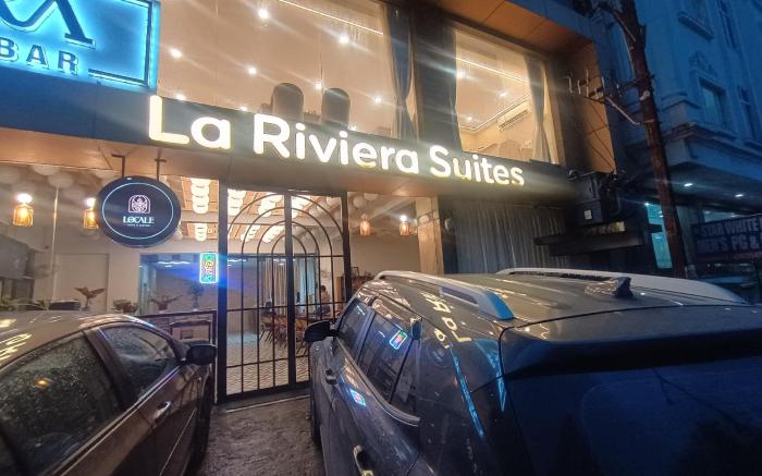 falcons nest lariviera hotel
