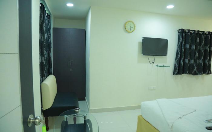 Hotel Swagath Grand Jillelaguda.