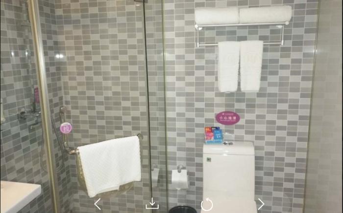 Shanghai Huhua Business Hotel