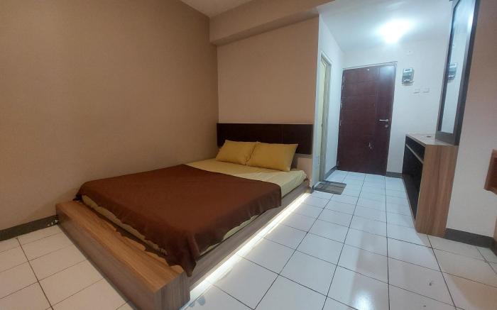 Emerald Apartel