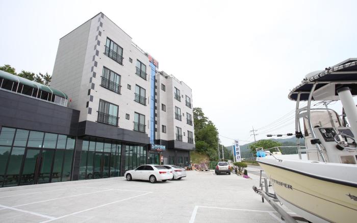 Samcheok Neulpureun Pension