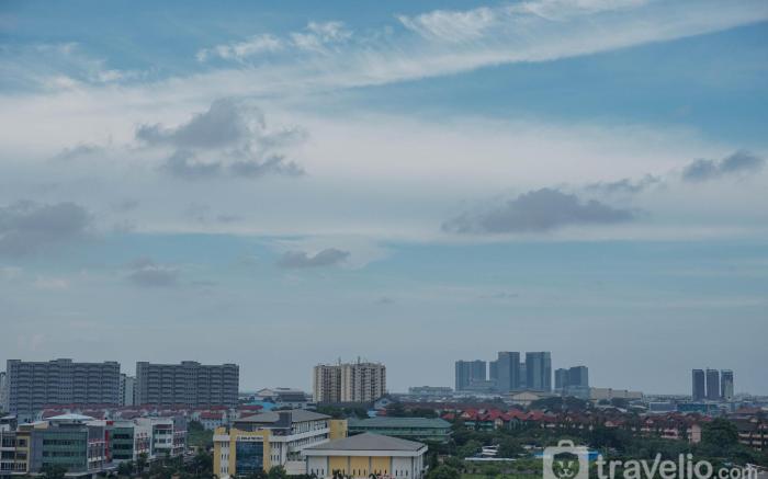 Homey Studio Sentraland Cengkareng Apt By Travelio