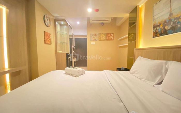 Luxurious Studio Grand Asia Afrika Apt By Travelio