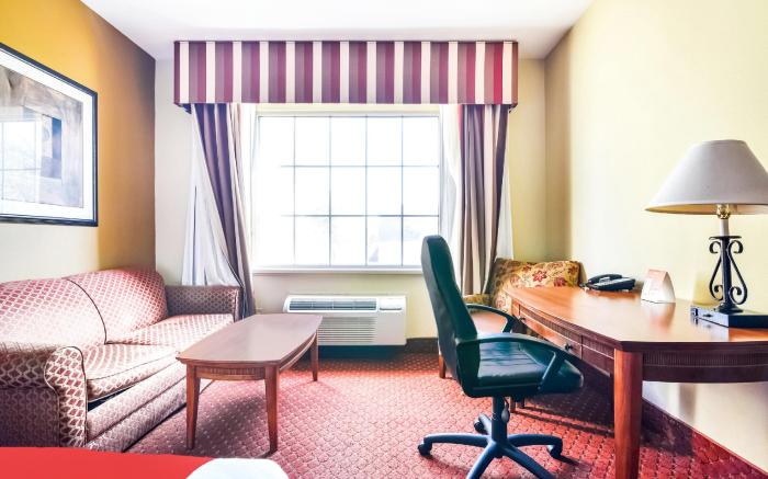 OYO Townhouse Oklahoma City Airport