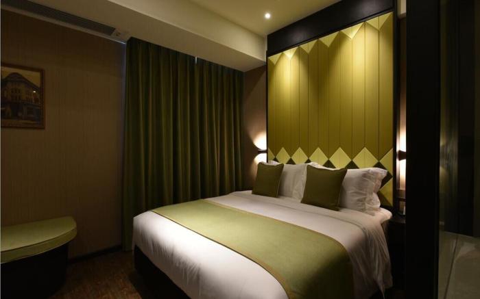 SHANGHAI-DECO Hotel-Free shuttle bus to Pudong Airport and Disneyland