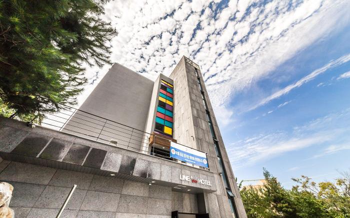 Line Plus Hotel