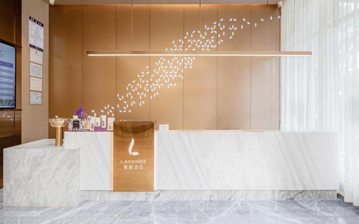 Lavande Hotel Yueyang County Fuya
