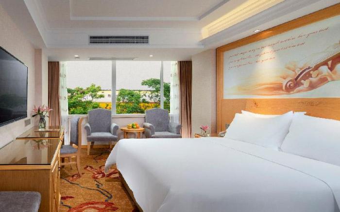 Vienna Hotel Guangxi Hezhou Guposhan Suifeng