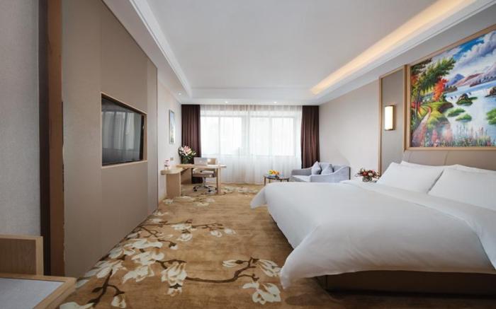 Vienna Hotel Jiangxi Yongxin Shizheng Square