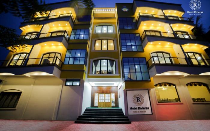 HOTEL RIVIERAA
