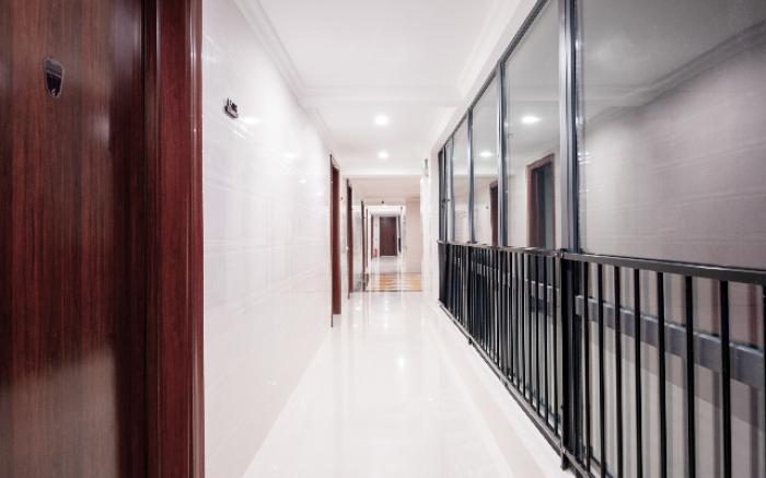 Poltton International Service Apartment Shanwei Urban District High-speed Railway Station