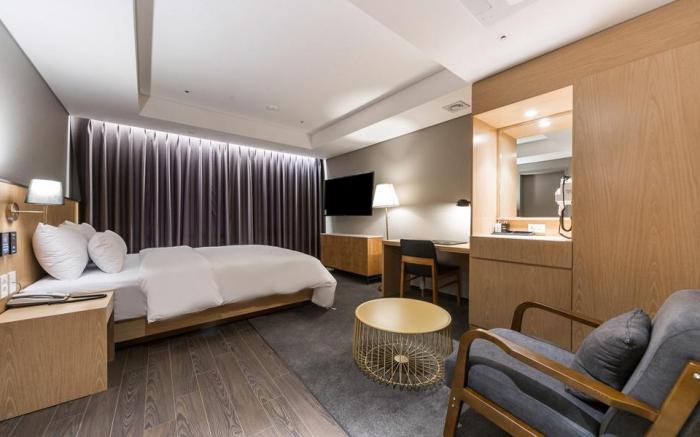 Gwangju HOUND Hotel (formerly Gwangju Washington Hotel)