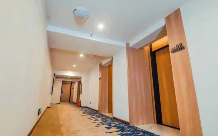 Green Tree Inn Anshan Tanggangzi Hot-Spring