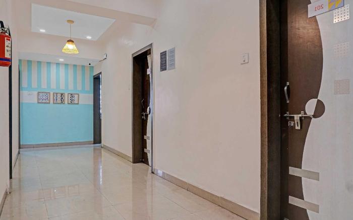 Super Hotel O Pimpri Stays