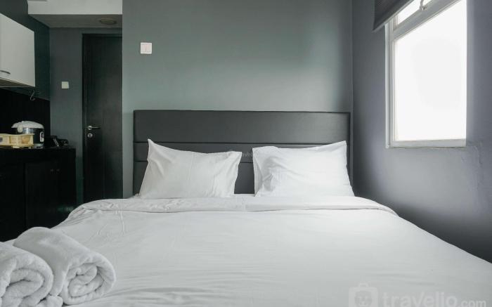 Warm Studio at Belmont Residence Puri By Travelio