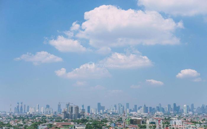 Warm Studio at Belmont Residence Puri By Travelio