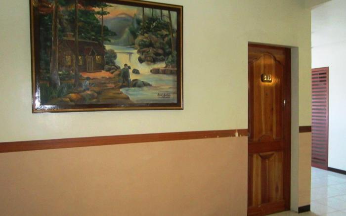 Tiptop Tower Suite Inn