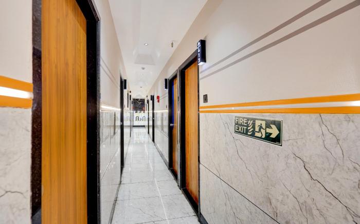 Super Collection O Kosad Railway Station Formerly Hotel Royal Orbits