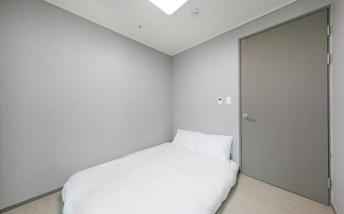 SC Beautiful Sacheon Port Front Hotel Room Season03