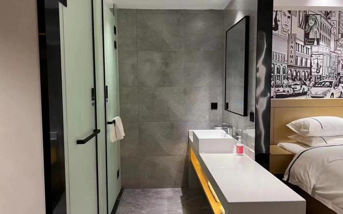 City Comfort Inn Liuzhou Liudong Luorong