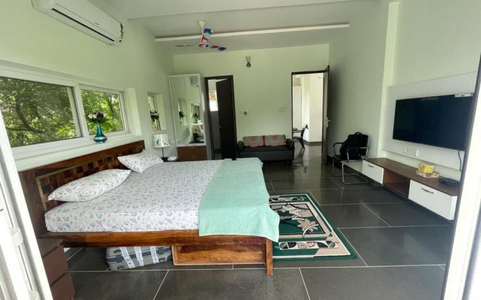 Bliss Farm Stays - Lilly