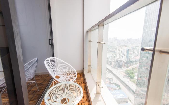 TwoBedroom Vinhomes Metropolis Diamond