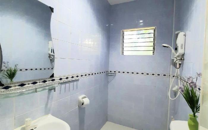 Conrada's Place Hotel and Resort