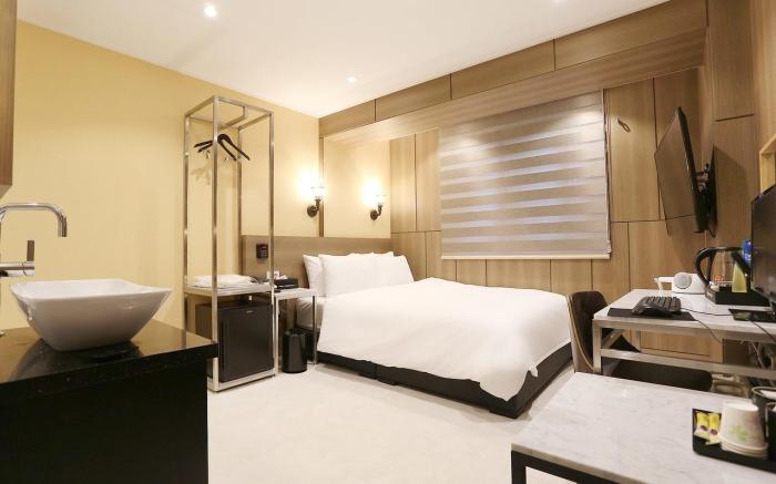 Louis Hotel Gangneung