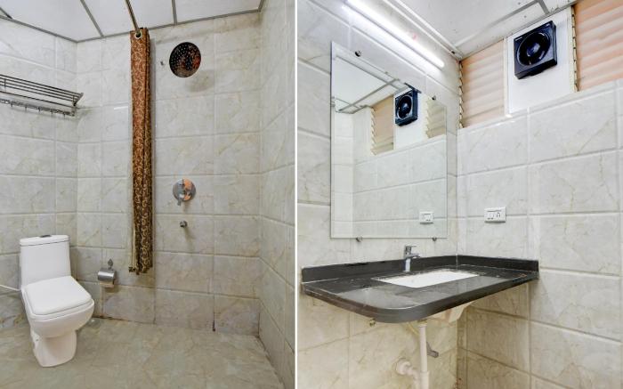 Super Townhouse Oak Sinhgad Road Crossway Formerly Popular Hotel