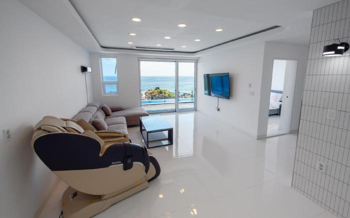 Yeongduk Exit Poolvilla