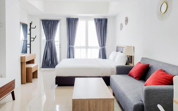 Enjoy 1BR Tamansari Bintaro Mansion By Travelio