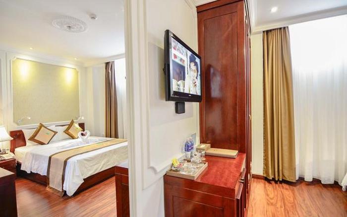 Orange Hotel