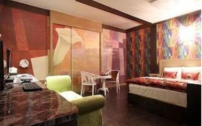 Q9 Motel Gumi