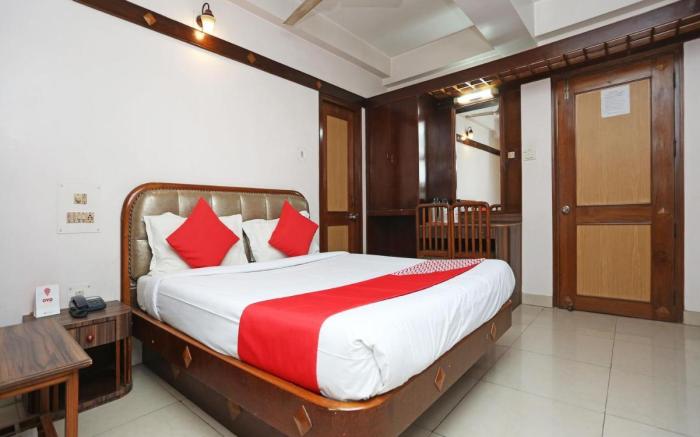 Hotel Amrit Regency