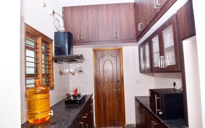 Shalom Residence