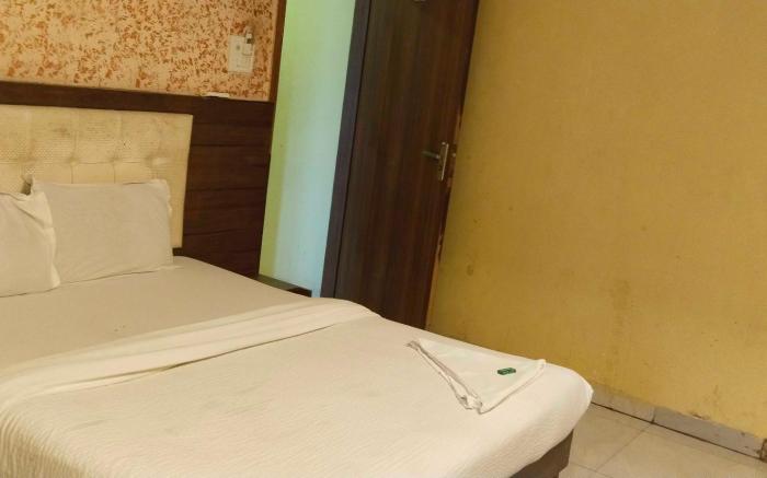 Hotel O SHRI KRISHNA LODGING & BORDING