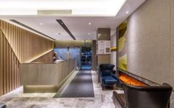 Home Inn Style Shanghai Lujiazui Century Avenue Metro Station