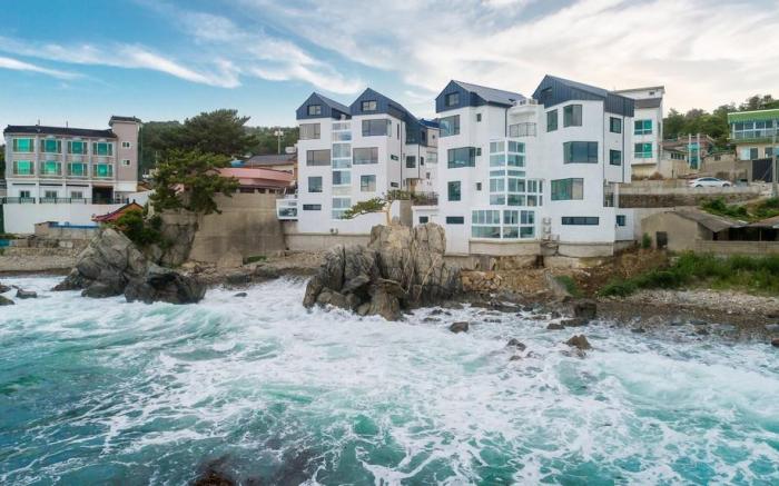 Waytree Ocean View Pool Villa
