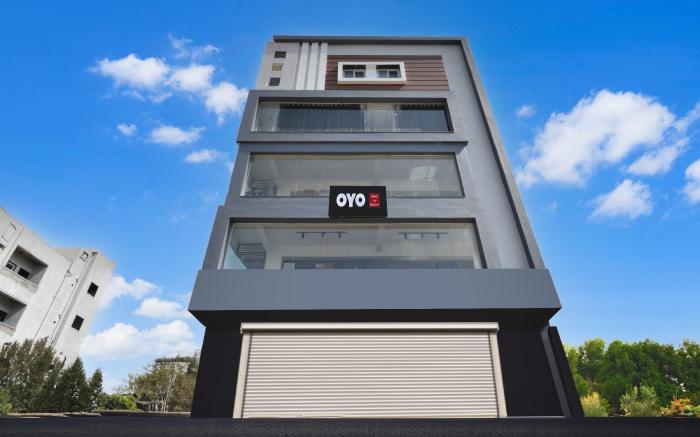 Hotel O SSR Grand