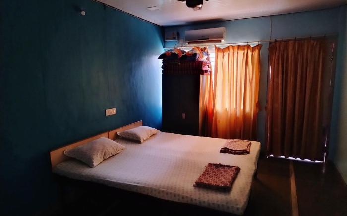 Gayatri Holiday Home