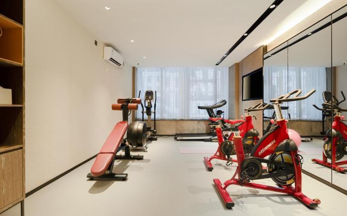 Echarm Hotel Laibin North Station Zhenghe Pedestrian Street Zhonghui Financial Building
