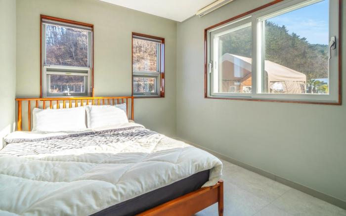 Goseong HooStay Caravan Pension