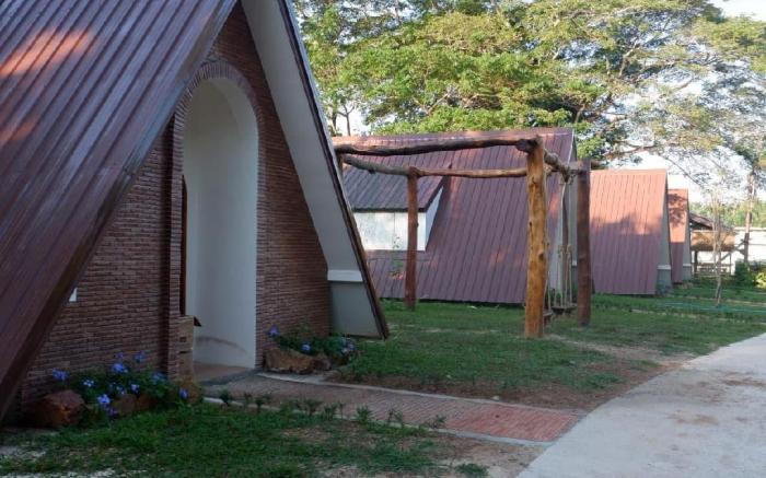 สวนคุณย่า รีสอร์ท