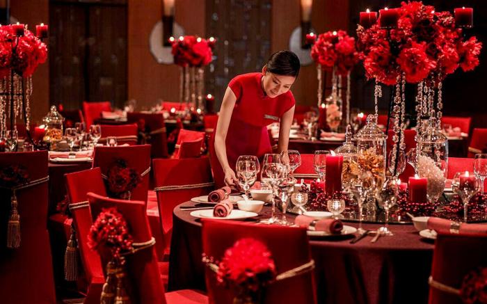 HUALUXE Yangjiang City Center By IHG